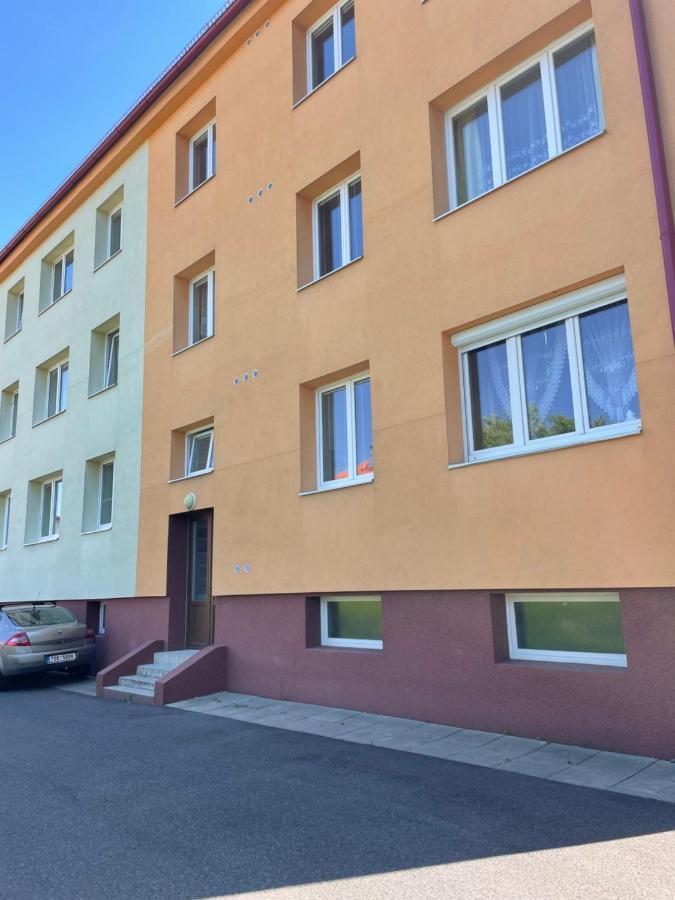 Apartmán V Krátké Kamenicky Senov Extérieur photo