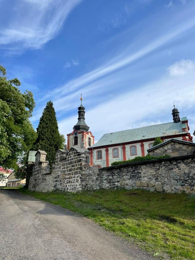 Apartmán V Krátké Kamenicky Senov Extérieur photo